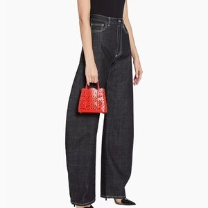 Alaia MINA - Want it? Ask